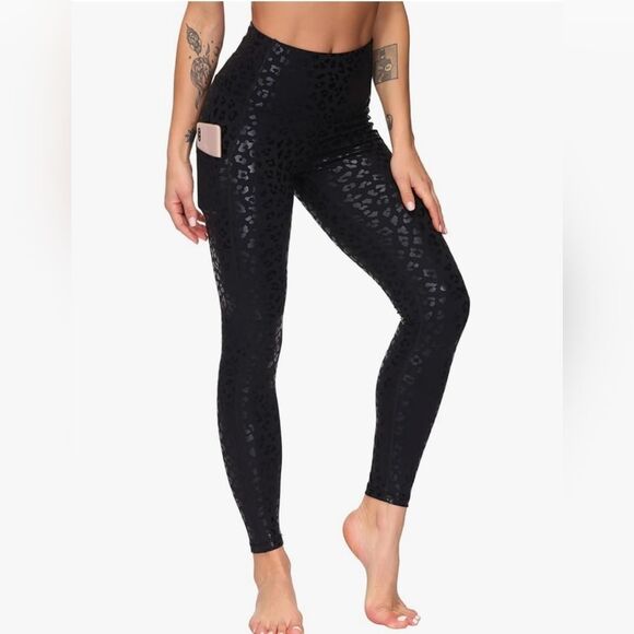 Black Leopard Print Highwaist Leggings - Picture 8 of 8